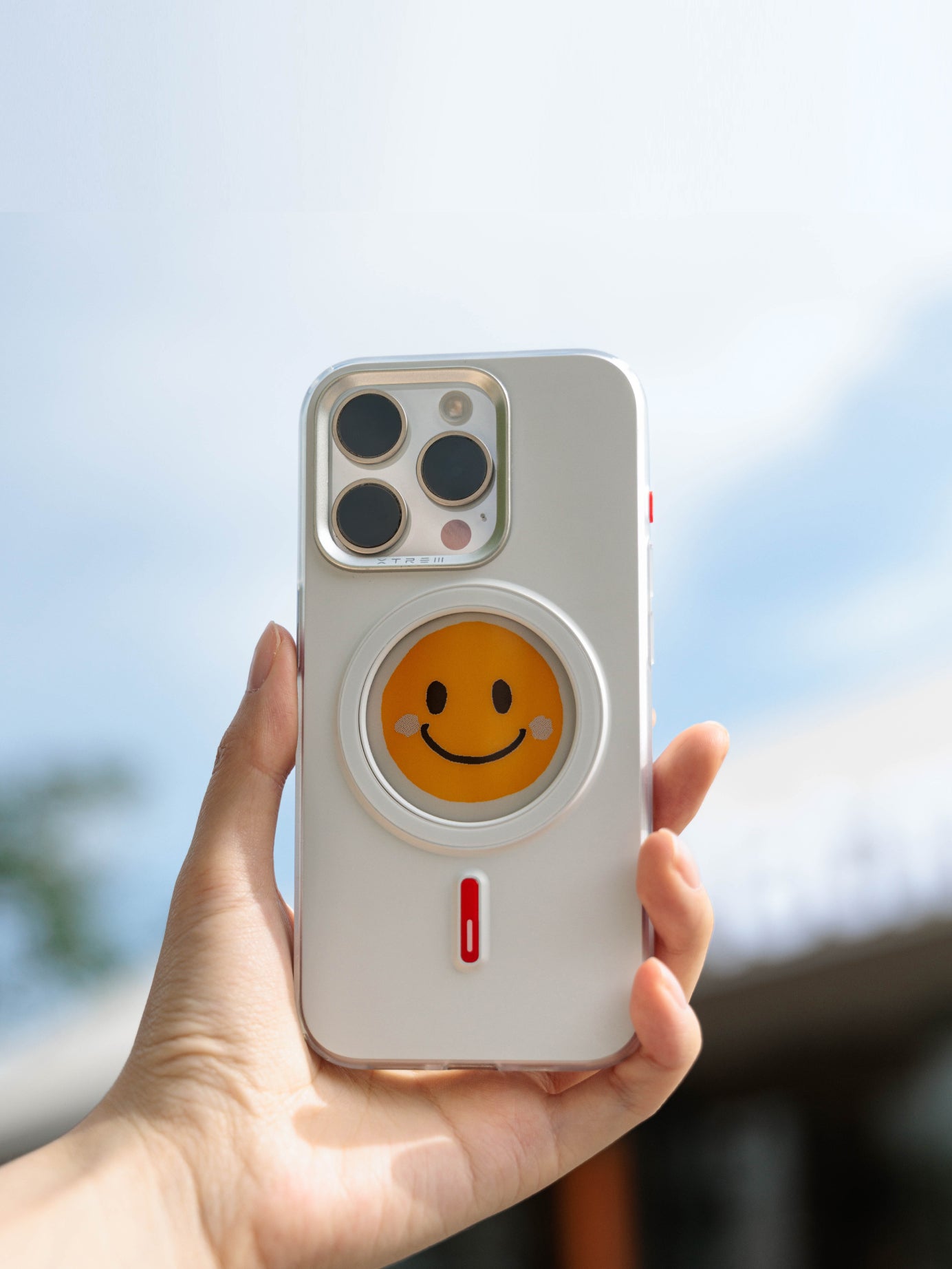 Nova White / iPhone 16 Pro