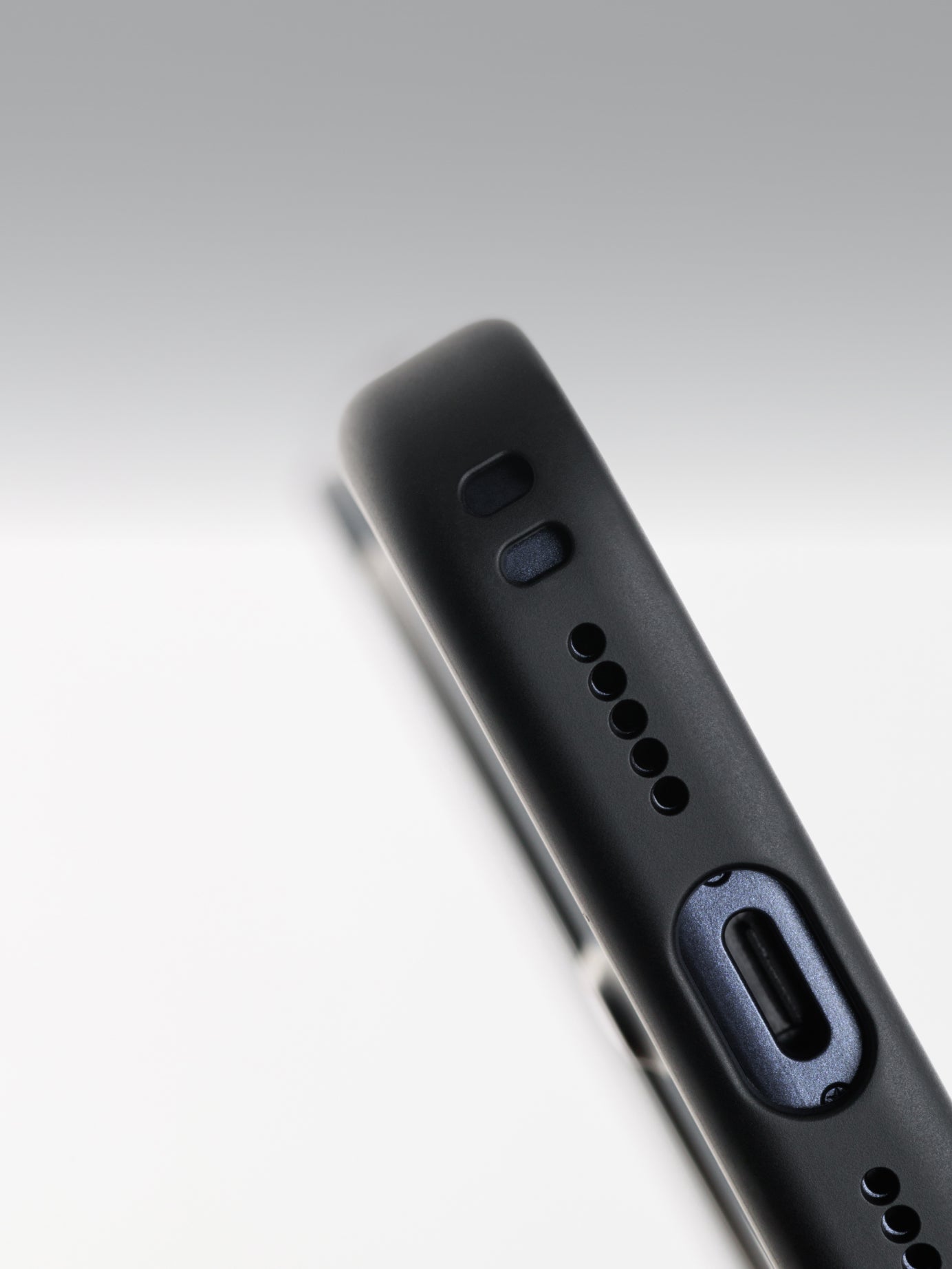 Noir Black / iPhone 17